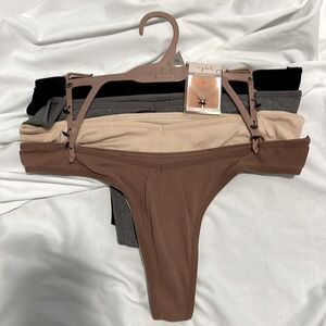 NWT- Icy Hot Lingerie- XL. 4 pack seamless thong